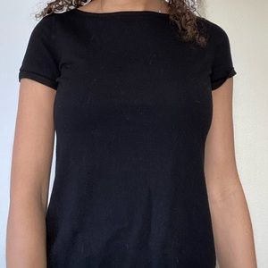 Simple black top